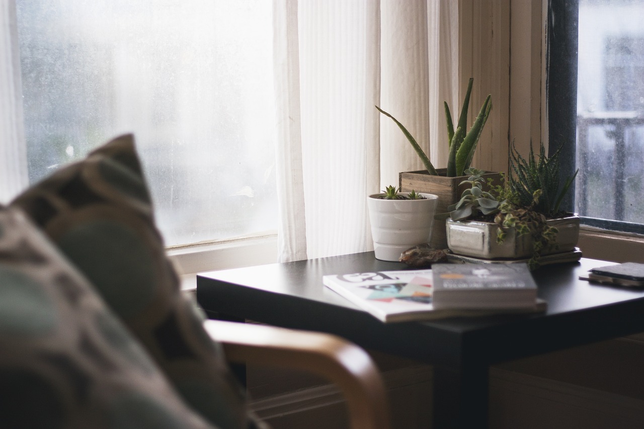 How to Design a Home Office with Ergonomic Furniture